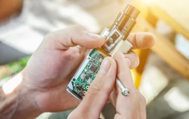 Що робити, якщо електронна сигарета не вмикається: перевірені способи вирішення проблеми Що робити, якщо електронна сигарета не вмикається: перевірені способи вирішення проблеми