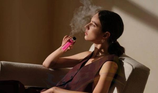 Vaporesso XROS 5 Mini Pod Kit 1500mAh (Flowing Pink) Vaporesso XROS 5 Mini Pod Kit 1500mAh (Flowing Pink)